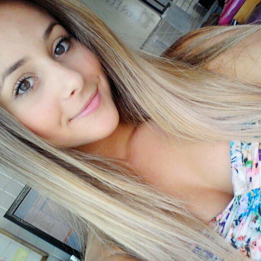 JoanaR0drigues1's profile picture. :)