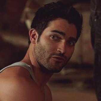 TattooedHale's profile picture. I'm the big spoon, and I hold the leash for @UnhingedSarcasm. Though I still bow for @SatiricalSavage. [TW RP 18+]