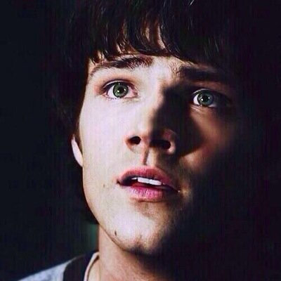Sam Winchester. Hunter and Psychic Freak. Brother of #Dean. @BuoyantAtaxia is my rainbow after the rain. I have demon blood in me. (SPN RP|Season 1|Straight)