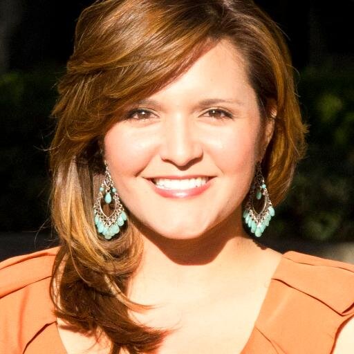 Public relations, media relations & communications professional sharing transportation & @TheTollRoads, pets, food, travel & entertainment tidbits.