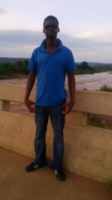 thinantsieni's profile picture. @thinantsieni i don't care who you are. wer u from as long as u love