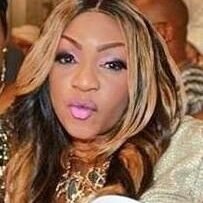 lamiuk's profile picture. professional makeup artist