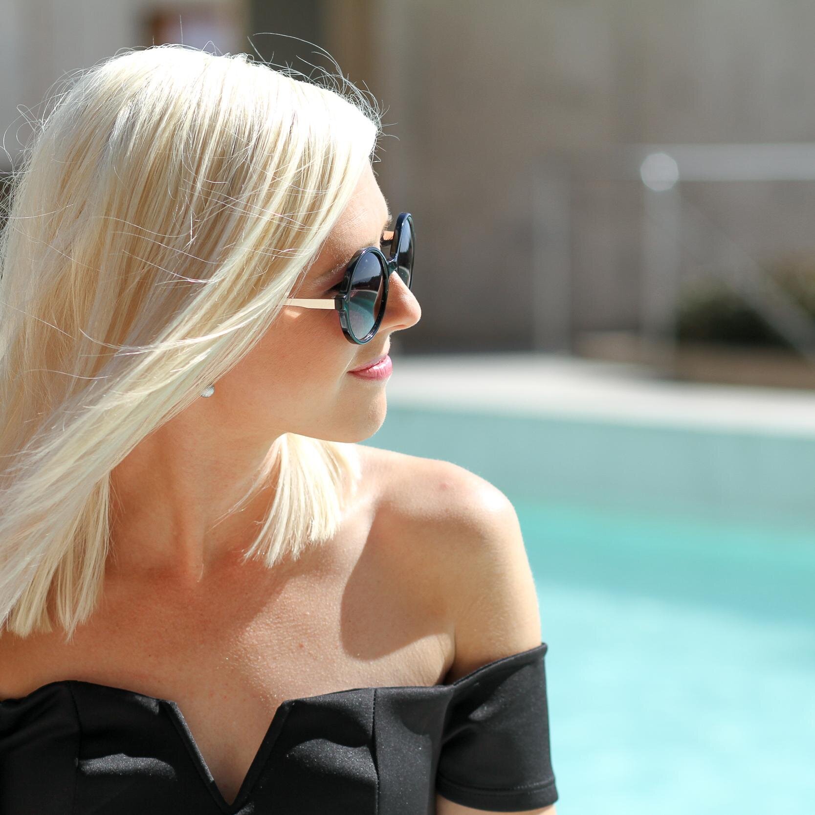 CarlyLovesAmos's profile picture. Wedding photography in all the right places. Check out my hottie hubs @AmosLovesCarly :)