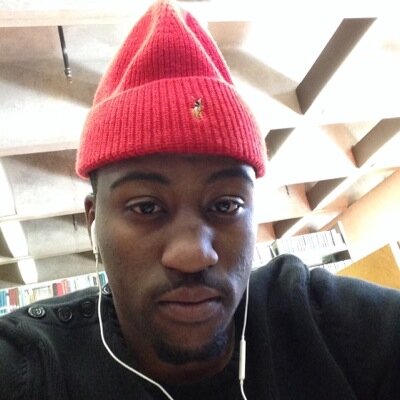 Bachelor-️️
Educated-️✏️
Determine and Focus to Succeed-️️
Grinds-️
Comes off a bit smoove-️
✊teamdarkskinrepresentative✊