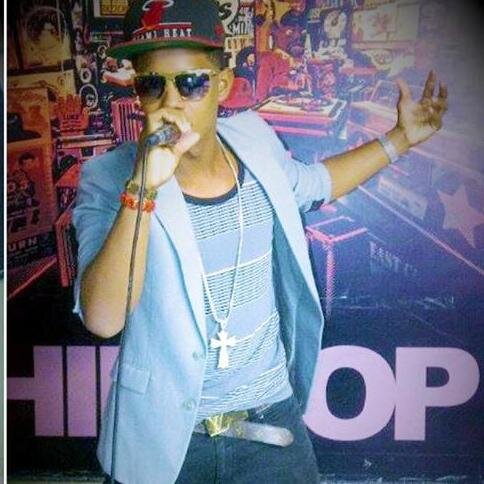 Artista & Compositor De Música Urbana Oriundo De Santiago De Los Caballeros, R. D..Conts 809-471-4511/829-349-4199