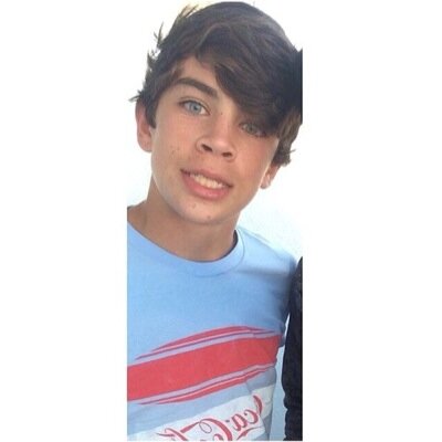 radicallyhayes's profile picture. ⓗⓔ'ⓢ ⓝⓞⓣ ⓙⓤⓢⓣ ⓐ ⓟⓔⓡⓢⓞⓝ ⓘⓝ ⓜⓨ ⓑⓞⓞⓚ. ⓗⓔ'ⓢ ⓜⓨ ⓟⓔⓡⓢⓞⓝ.
