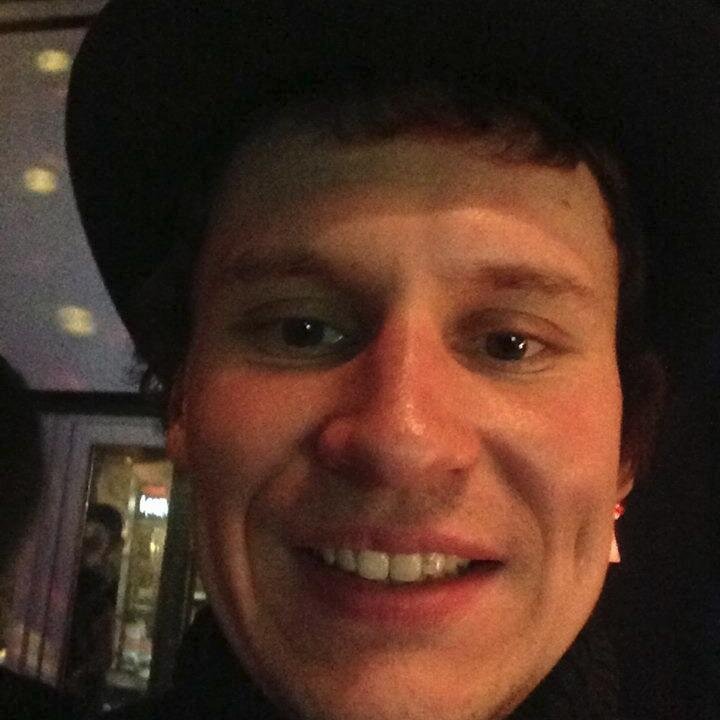 ебнутый немного
