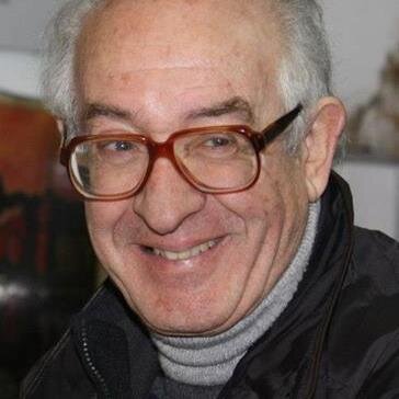 Corrado Brancato nasce l’11 ottobre del 1942 a Pachino