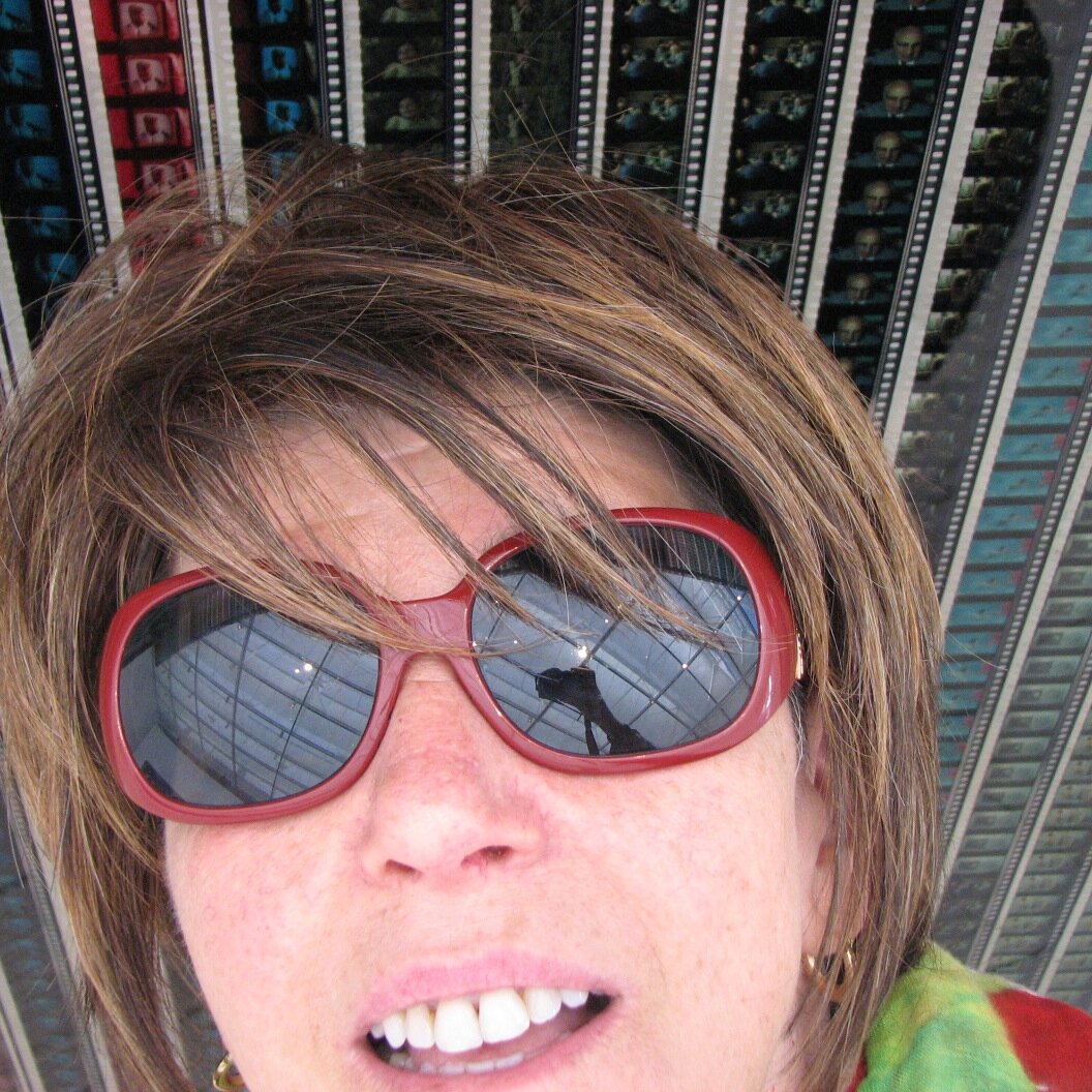I'm an author and editor, a world traveler and Stanford MLA '15.
