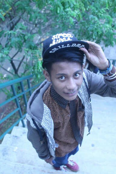 stay at @warawirif @warmatFams @FbcFams mention for follback