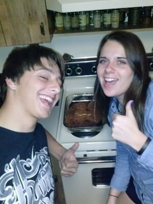 MmmRahven's profile picture. Professional burrito roller / amateur anarchist