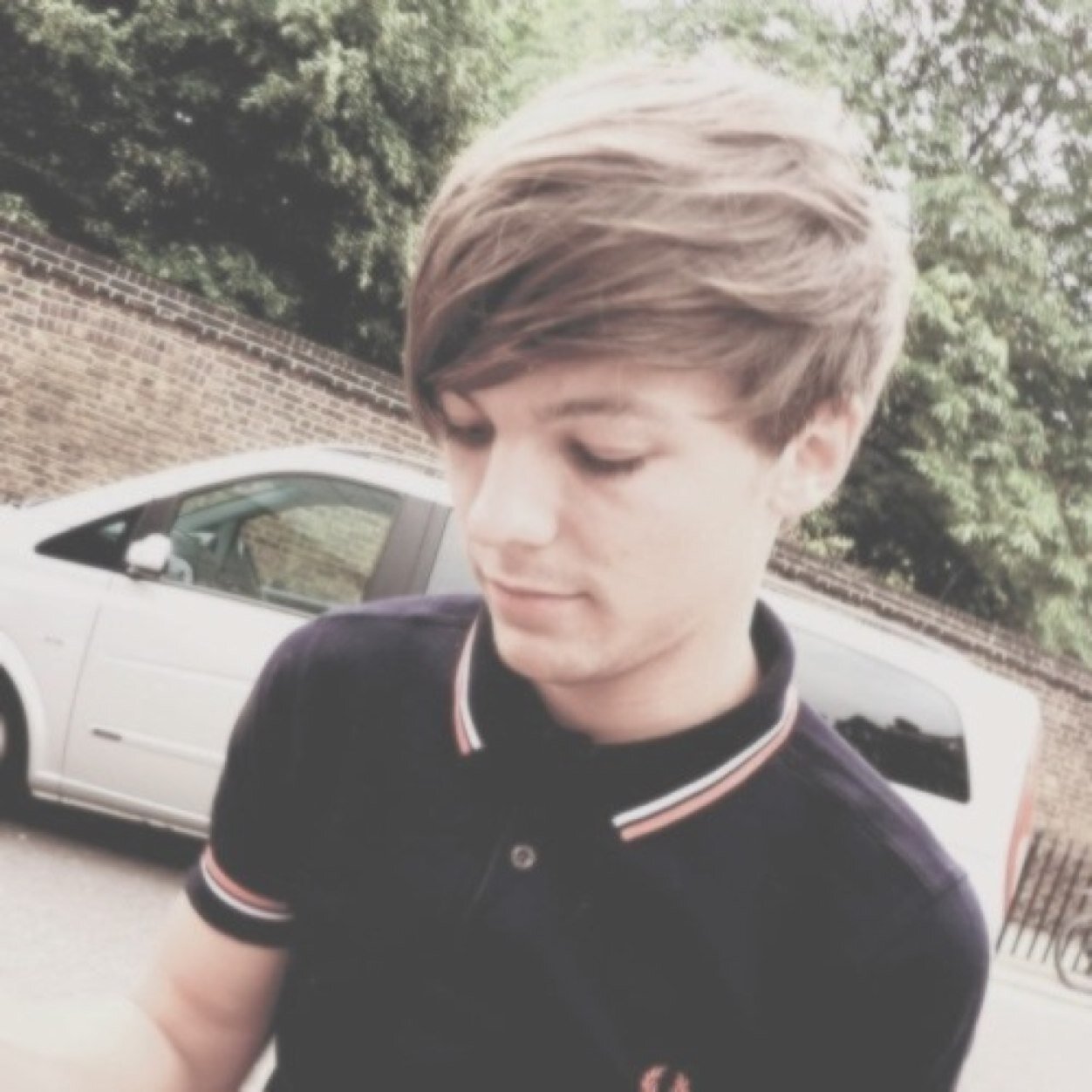 'Everithing that's kill me makes me feel alive.' 23| bisex.| sky.
