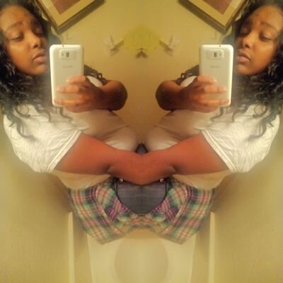 DiceLondon's profile picture. follow to follow back