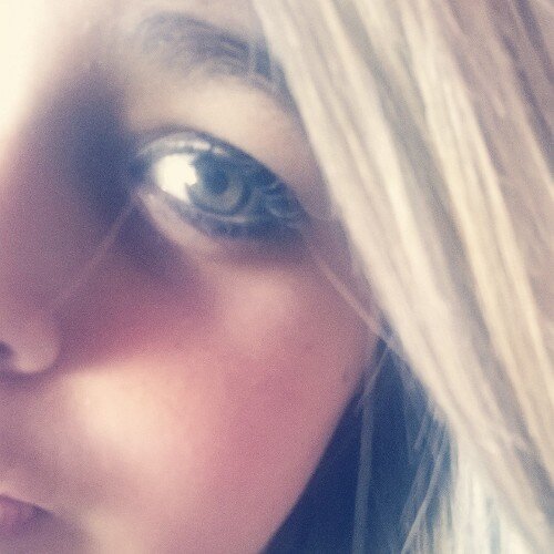 ElodieHangard's profile picture. 