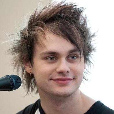 Holaaaaaa c:
5sos♥