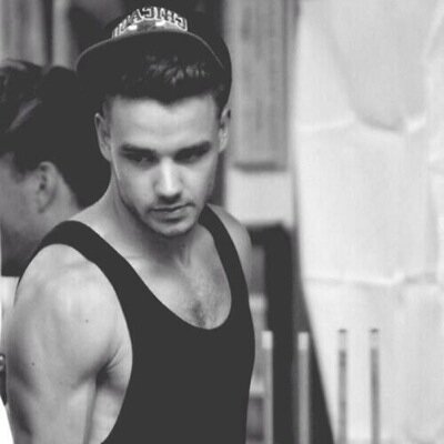 hello!! Im liam