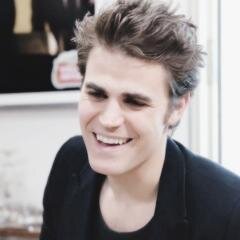 Eu te dei o follow grátis, segue aqui? @tryhardelena, LEIA MINHA FIC http://t.co/1fDoZDjJ3R