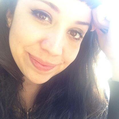 WifeofHalloween's profile picture. sic gorgiamus allos subjectatos nunc