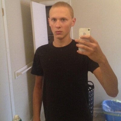 LukasPhyco's profile picture. 