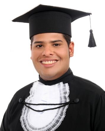 Advogado, filho do grande mestre Dr. Ubirajara e da meiga D. Conceição, pai de Marcelle e Ubirajara Neto, Simplesmente um sonhador acordado!!! ;)