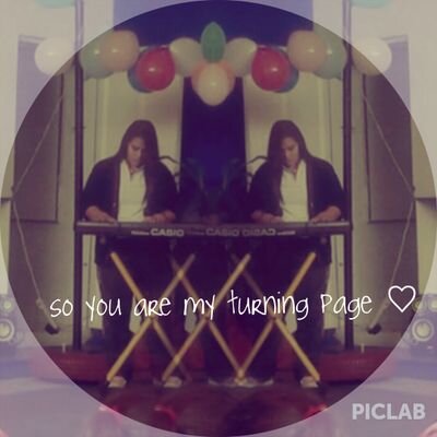 no se puede ser fuerte con alguien que es tu debilidad ♥