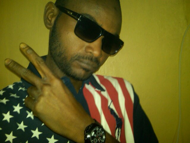 bash_bash2's profile picture. coolboy