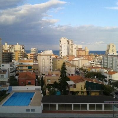 rosky96's profile picture. Madridista hasta el final.Las personas nunca dejan de sorprenderte. MADRID.Gandia el mejor lugar del mundo