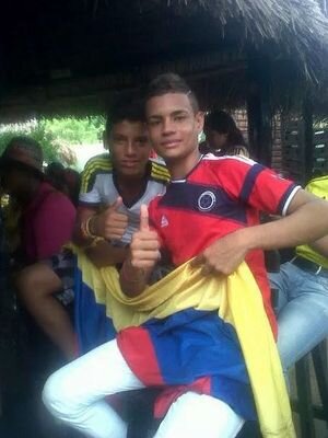 BetoYancy2's profile picture. !Wiz Khalifa!
!Silvestre Dangond!