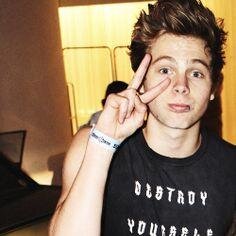 |5SOS|~|Luke Hemmings|~|Blondie|~|Cats|~|Tacos|~|12|~|I am Adopted|