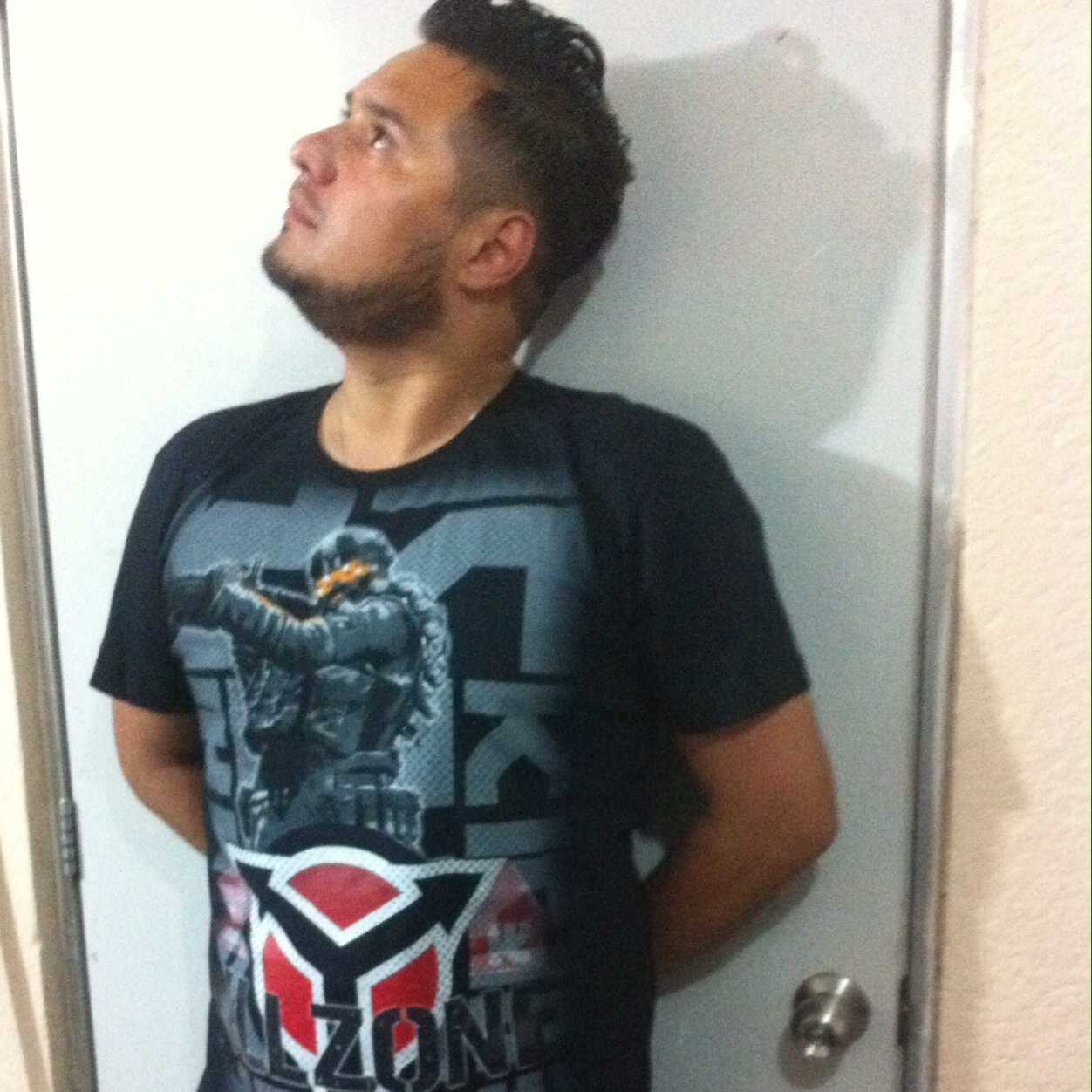 r_corzo's profile picture. 