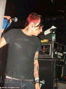 violetjokcr's profile picture. I'm in love with my amazing husband @Billie_J_wakens. He stole and kept my heart and I love it. // Mollie's #angelface //