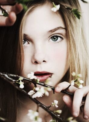 @SemideusAcademy . A daughter of Haephaestus . Elle Fanning