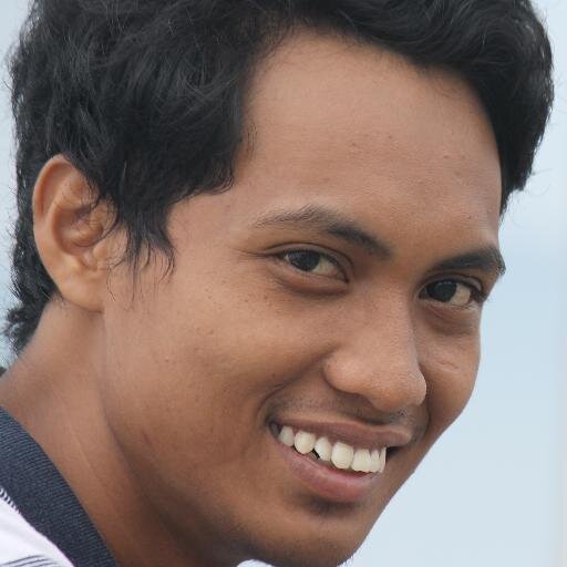 vidiesyah's profile picture. Petik 6 senar @kb18band