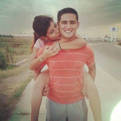 Si una espina me hiere, me aparto de la
espina, pero no la aborrezco. Amado
Nervo