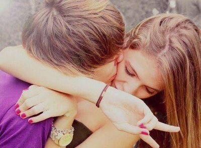 DanielaM_128's profile picture. 