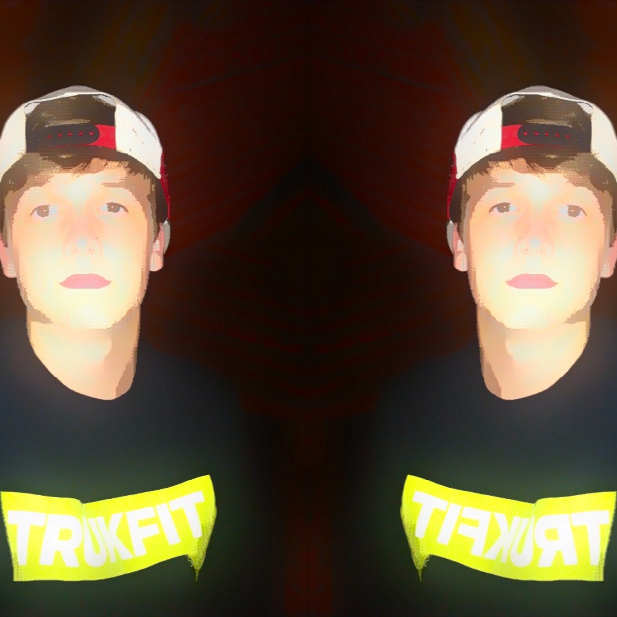Ig: loldamon
Younow: damonmartin
Vine: Damon Martin