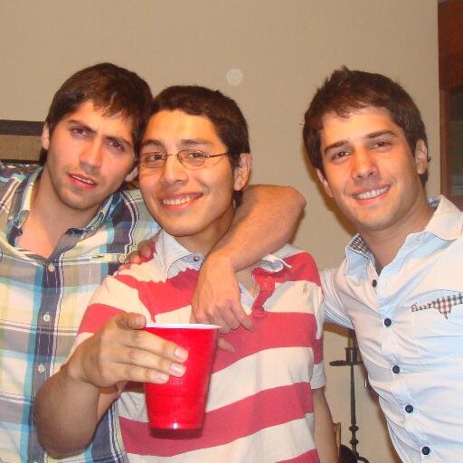 MiguelYonny's profile picture. Estudiante de Medicina, UACh. Valdiviano más que traiguenino. Capricornio, carretero, buen amigo, catlover, soltero, patriota y donante #ChileVamos