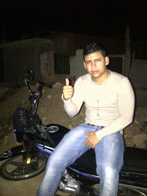 Jhonatanjmv's profile picture. Mirar al cielo y sonreír porque alguien te cuida AABB~JAPR♥