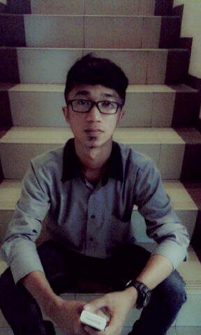 Its Mee!! Don't know me? Don't judge me!!!
  
 ♥ Allah||♥ Family|| ♥♥♥|| Iguana Addict ||Ψ IAMUNITED Ψ