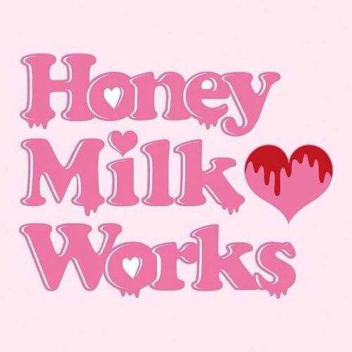 ♡ Honey Milk Works ♡ 物販スタッフ/制作委託/チェキスタ/デスク/マネジメント/ライター etc... 何でも屋さん◡̈ お仕事の御用命はDMへ！ OSM音楽雑誌制作卒 府立大手前高校卒 大阪拠点全国対応可能🚗RT多め…やかましい場合はRTミュート★ 5年間SHIVAのMGRをしていました🧸