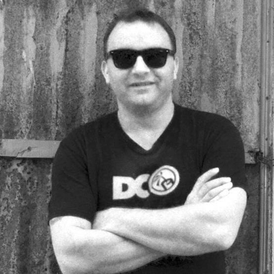 DamianSilvers's profile picture. Author, Writing Coach, Pilot & Poker player