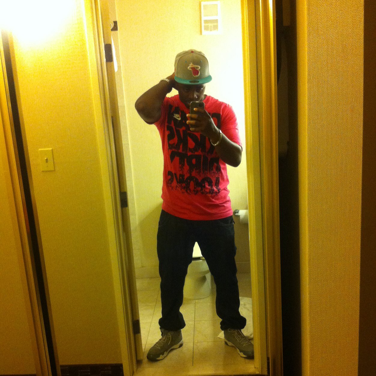 R&B Singer / Song Writer (CGA)
For features email my manager cgaallday@gmail.com