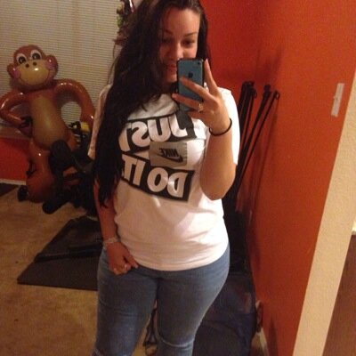 arianacharles81's profile picture. 