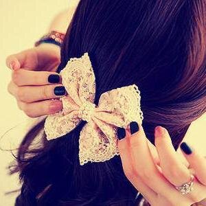 aylinhesenli3's profile picture. 