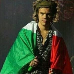 LittleePonia's profile picture. «And your eyes irresistible».☯ ✌ I'm italian directioner 28-06-2014 ❤️