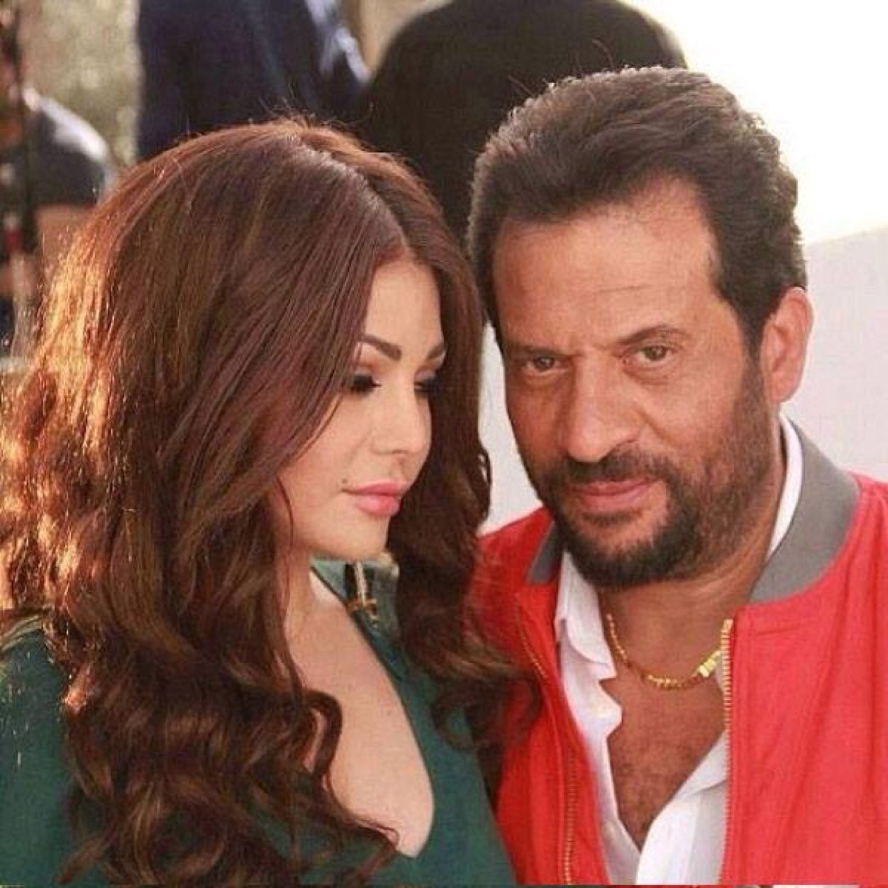 AmrhamdAmr's profile picture. : لا تُبالغ في الحبّ ، و لا تُبالغ في الاهتمام .. فخلف كُلّ مُبالغة صفعة