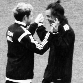 narry_nights's profile picture. I'd do Niall ~San Siro 29:06~
