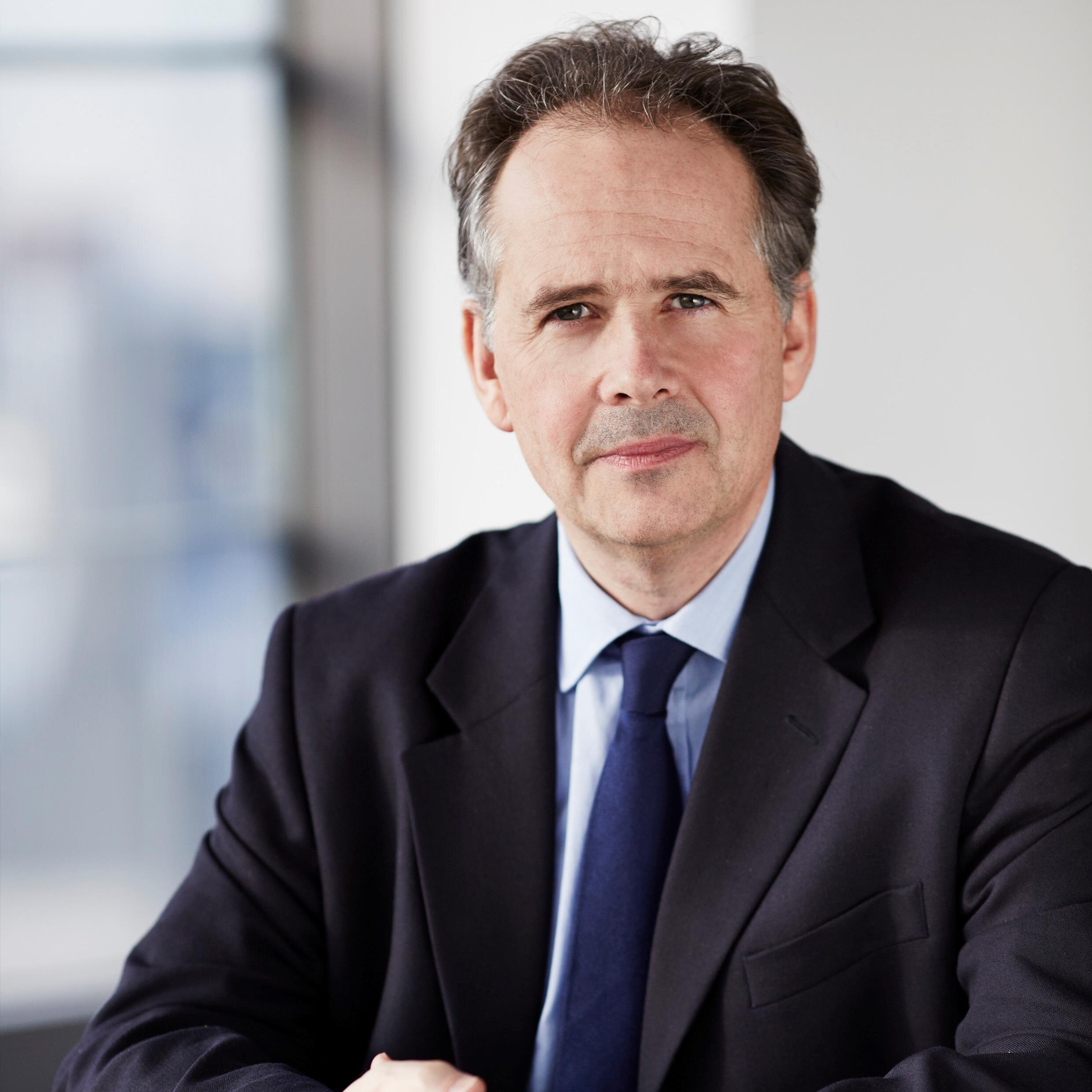 Director Deutsche Bank, Global Head Business Intelligence Unit. Opinions my own. Retweets not necessarily an endorsement.