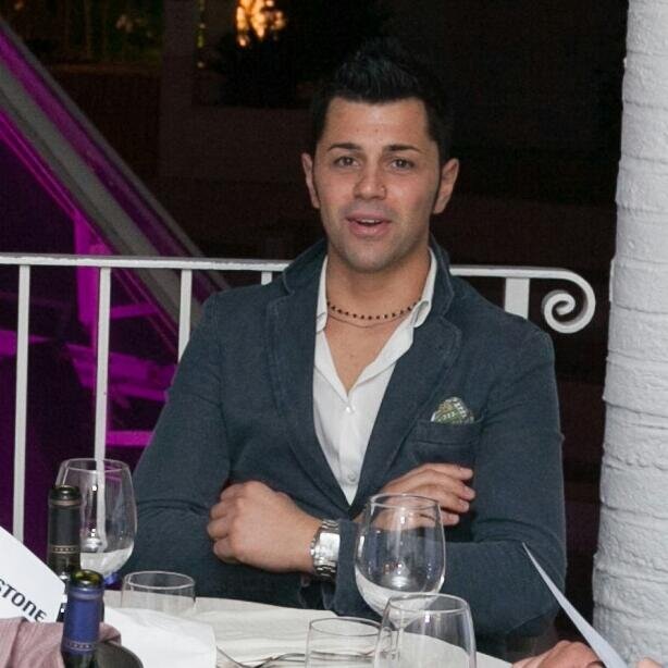 LaerteFanelli's profile picture. il possibile lo faccio, l' impossibile cerco di farlo, per i miracoli mi sto attrezzando........