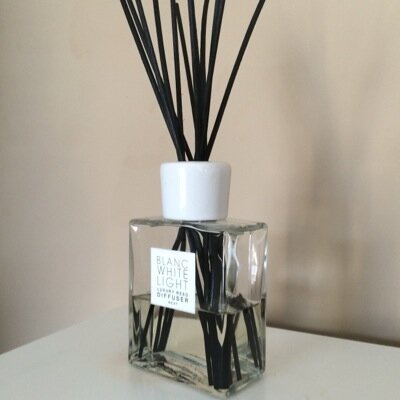 PurpleGreyLux's profile picture. We are a wedding/events company based in Belvedere/london. Dressing your venue by supplying the flowers, catering, chair covers and sashes